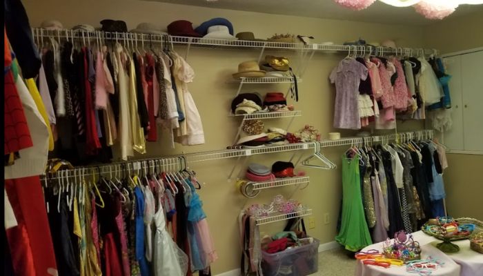 Clara's Closet