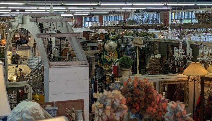 Monticello Antique Marketplace