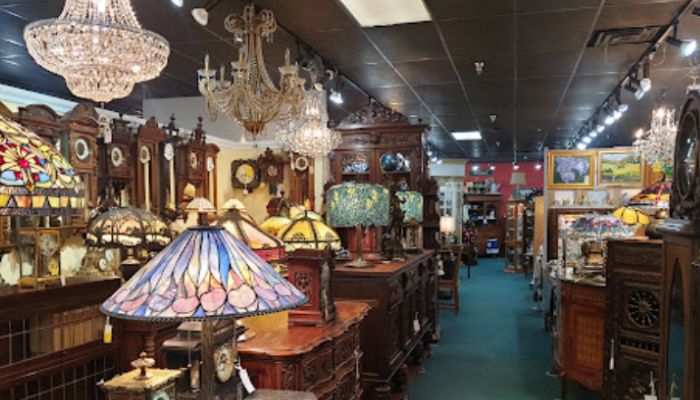 High Street Antiques & Design