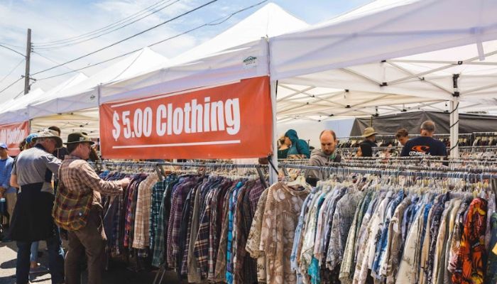 Treasure Island Flea Market