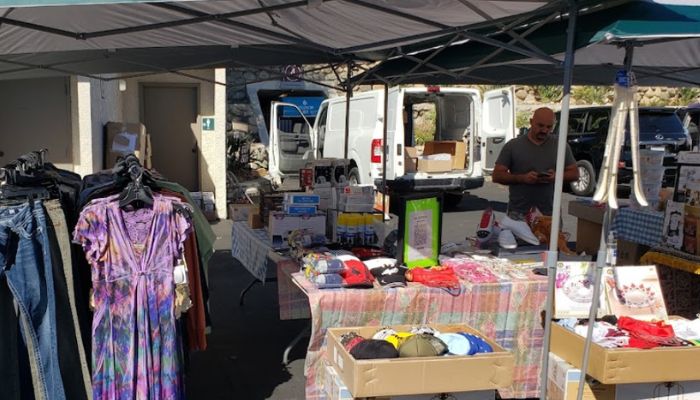 Rose Bowl Flea Market