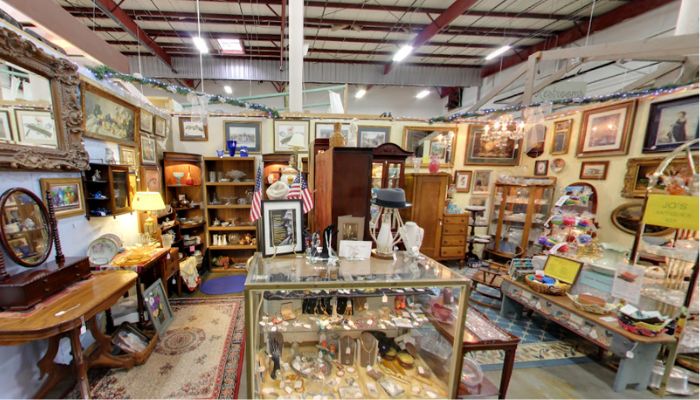 Miss Lucille's Marketplace in Clarksville